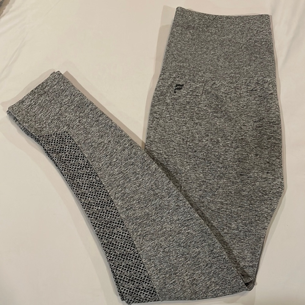 Fabletics yoga pants size small